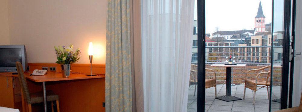Koncept Hotel Benedikt Siegburg Esterno foto